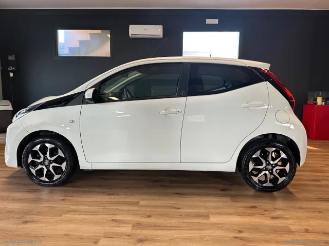 Auto - Toyota aygo connect 1.0 vvt-i 72 cv 5p.team deutschland