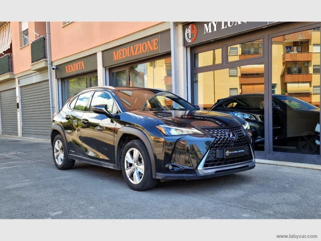 Auto - Lexus ux 250h hybrid executive