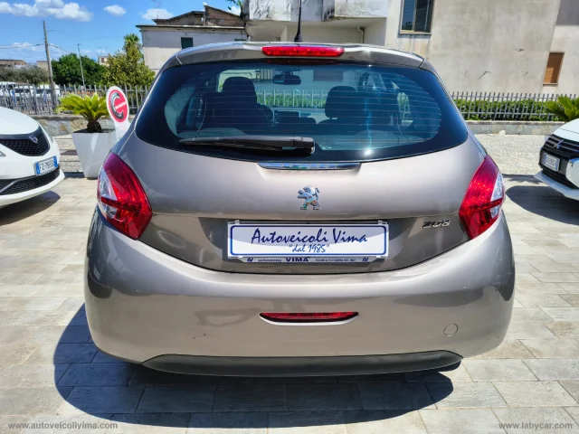 Auto - Peugeot 208 1.2 vti 82 cv 5p. allure