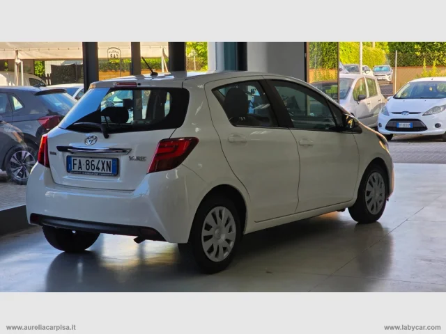 Auto - Toyota yaris 1.4 d-4d 5p. cool