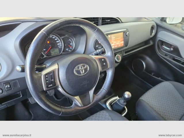 Auto - Toyota yaris 1.4 d-4d 5p. cool