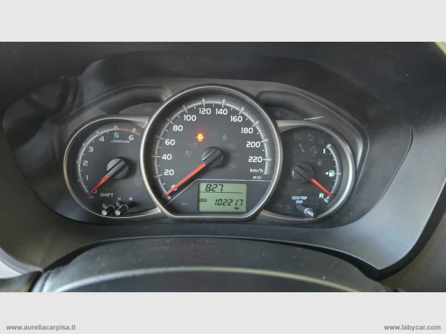 Auto - Toyota yaris 1.4 d-4d 5p. cool