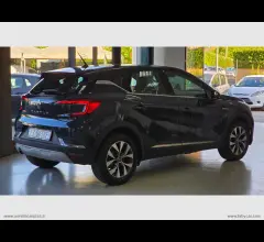 Auto - Renault captur tce 12v 100 cv intens