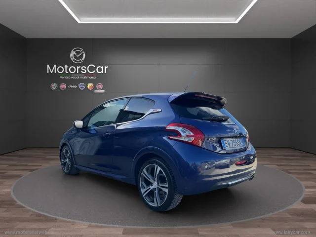 Auto - Peugeot 208 1.6 thp 200 cv 3p. gti