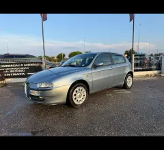 Auto - Alfa romeo 147 1.6 16v t.s. 105cv 5p. prog.