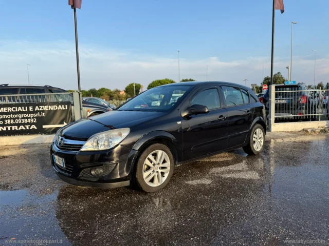 Auto - Opel astra 1.7 cdti 101 cv 5p. club