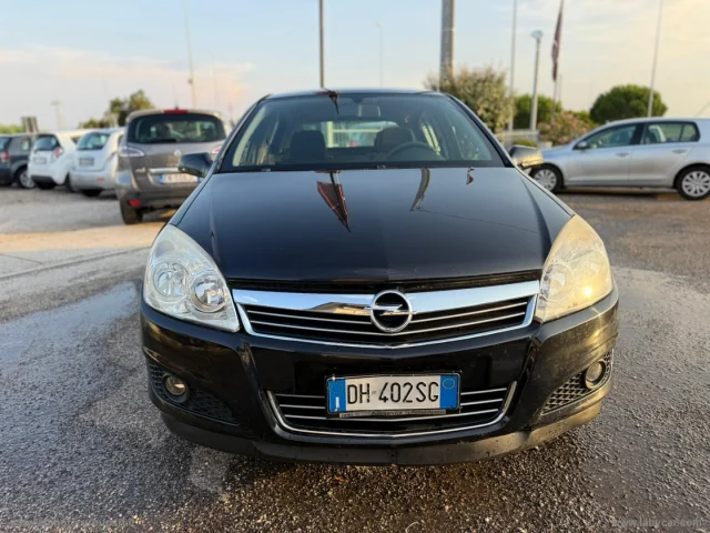 Auto - Opel astra 1.7 cdti 101 cv 5p. club