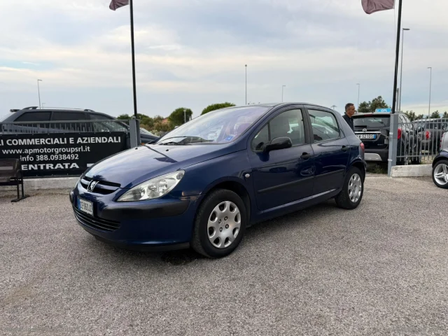 Auto - Peugeot 307 1.4 5p. xr