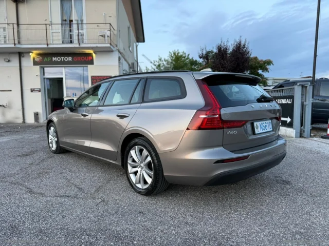 Auto - Volvo v60 d3 geartronic business