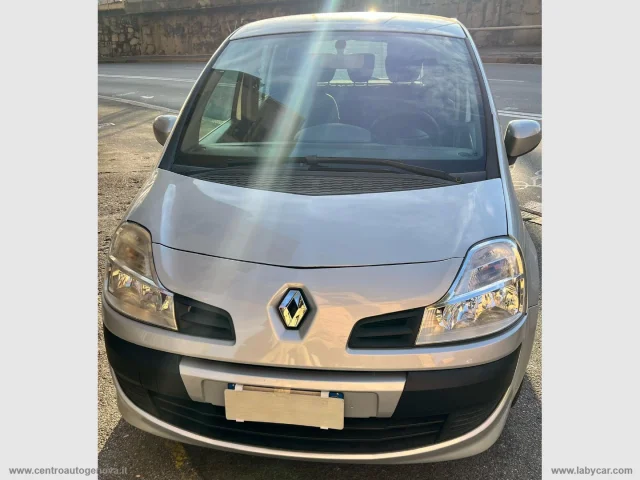 Auto - Renault grand modus 1.5 dci 70 cv