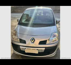 Auto - Renault grand modus 1.5 dci 70 cv