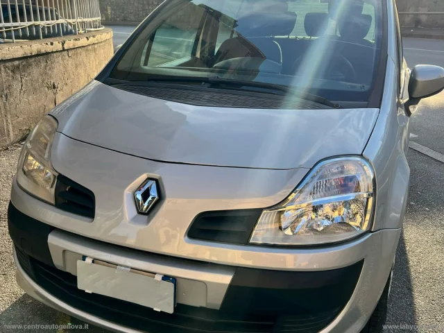 Auto - Renault grand modus 1.5 dci 70 cv