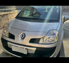 Auto - Renault grand modus 1.5 dci 70 cv