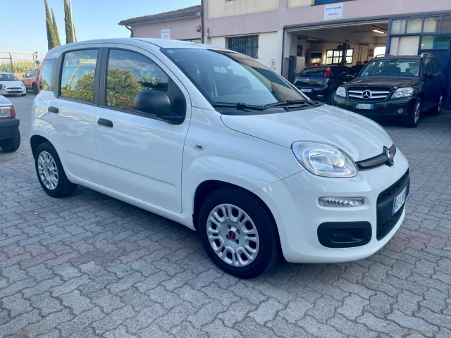Auto - Fiat panda 1.0 firefly s&s hybrid