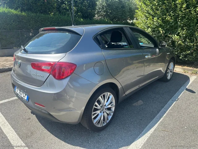 Auto - Alfa romeo giulietta 1.6 jtdm 120 cv business