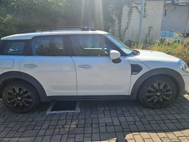 Auto - Mini mini cooper d business countryman aut.