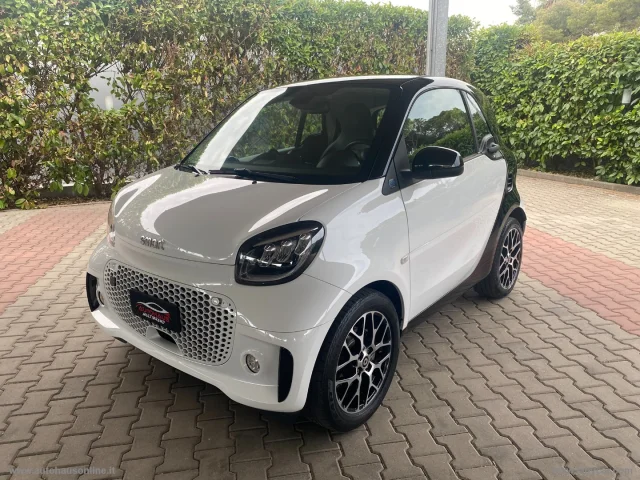 Auto - Smart fortwo electric drive prime