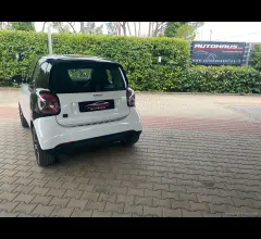 Auto - Smart fortwo electric drive prime