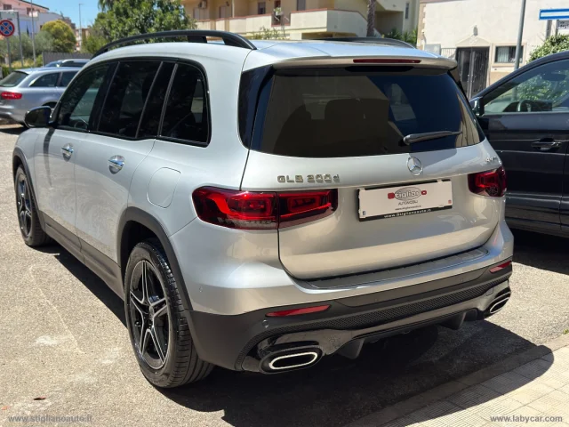 Auto - Mercedes-benz glb 200 d automatic 4matic premium