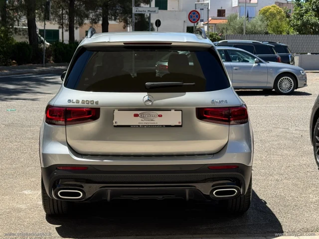 Auto - Mercedes-benz glb 200 d automatic 4matic premium