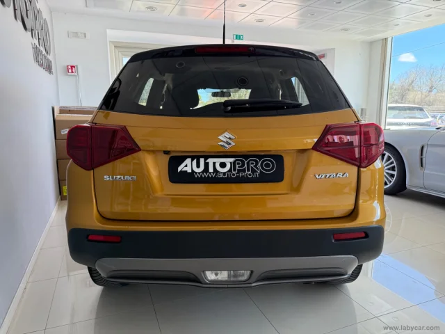 Auto - Suzuki vitara 1.4 hybrid cool