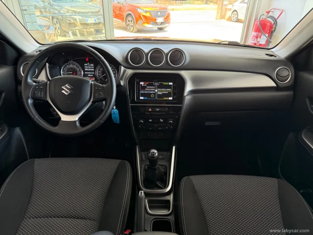 Auto - Suzuki vitara 1.4 hybrid cool