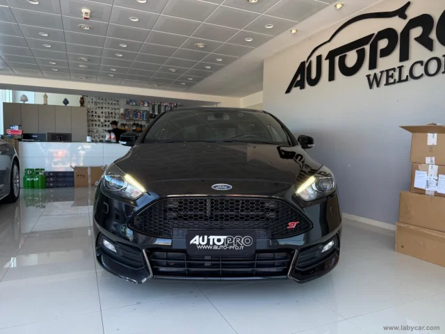 Auto - Ford focus 2.0 tdci 185 cv st3