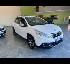 Auto - Peugeot 2008 1.6 e-hdi 92 cv s&s allure