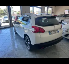 Auto - Peugeot 2008 1.6 e-hdi 92 cv s&s allure