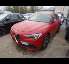 Auto - Alfa romeo stelvio 2.2 t.d. 160cv at8 rwd sup. bus.