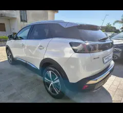 Auto - Peugeot 3008 bluehdi 130 s&s gt
