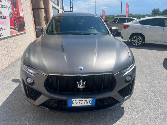 Auto - Maserati levante v6 awd gransport
