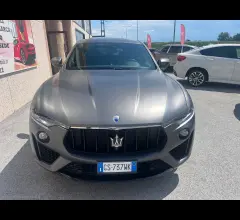 Auto - Maserati levante v6 awd gransport