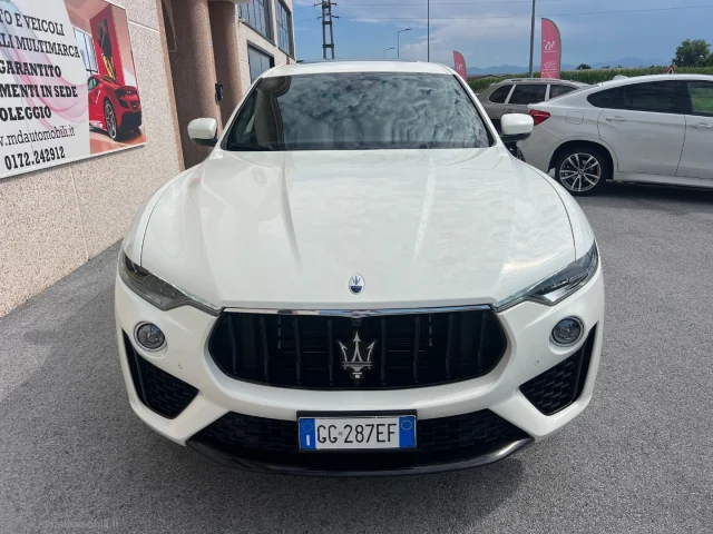 Auto - Maserati levante 330 cv mhev awd gt