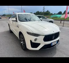 Auto - Maserati levante 330 cv mhev awd gt