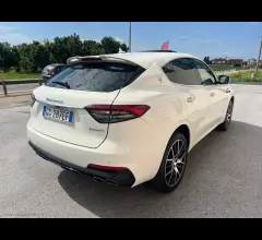 Auto - Maserati levante 330 cv mhev awd gt