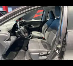 Auto - Toyota yaris 1.0 5p. trend