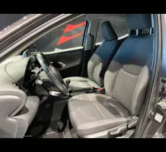 Auto - Toyota yaris 1.0 5p. trend