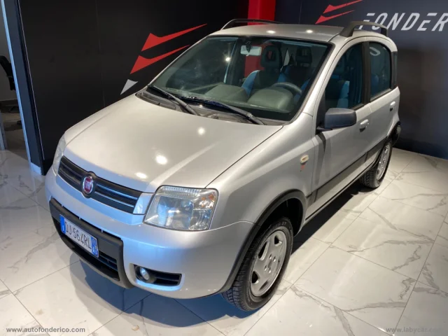 Auto - Fiat panda 1.2 4x4 climbing