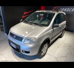 Auto - Fiat panda 1.2 4x4 climbing