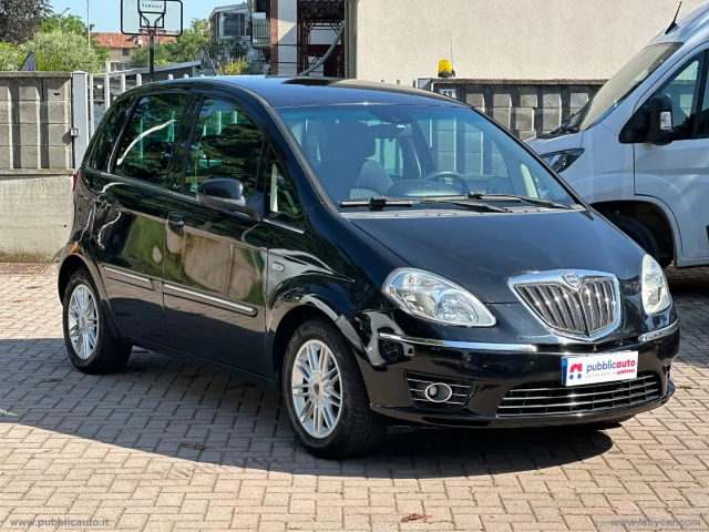Auto - Lancia musa 1.4 euro 5 s&s poltrona frau