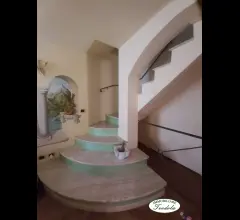 Semindipendente nel paese di tendola (fosdinovo)