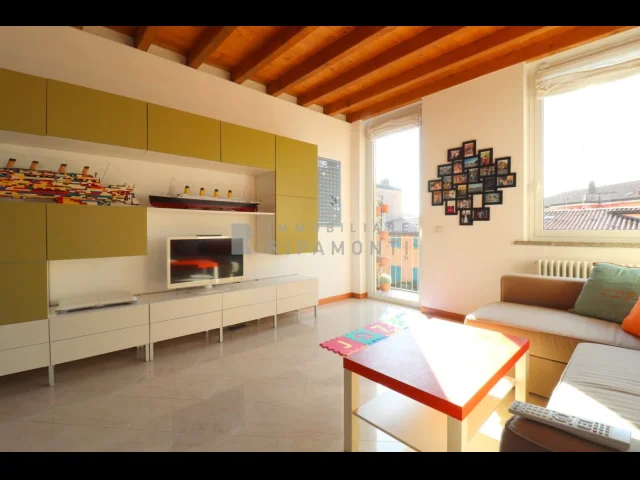 Appartamenti in Vendita - Trilocale a lecco