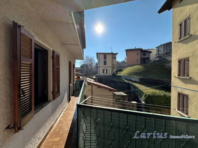 Appartamenti in Vendita - Appartamento in corte con cantina e locale accessorio