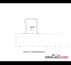 Appartamenti in Vendita - Garage finestrato