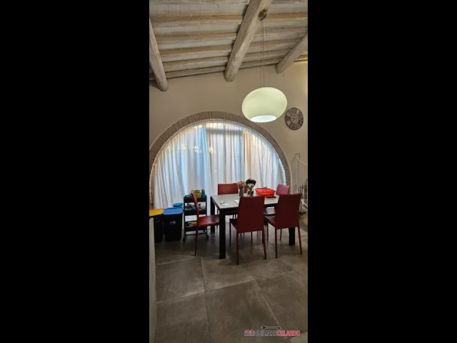 Appartamenti in Vendita - Appartamento con giardino