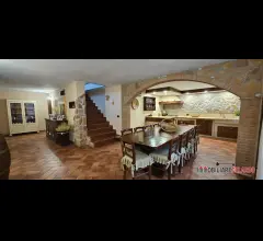 Appartamento con ingresso indipendente e giardino