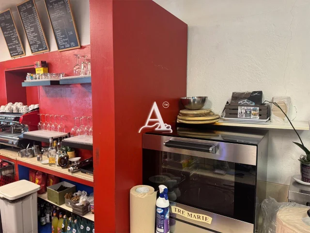 Appartamenti in Vendita - Tecnoazienda - bar tabacchi