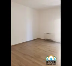 Appartamenti in Vendita - Appartamento ristrutturato secondo piano corso dei mille