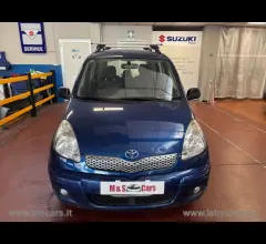 Auto - Toyota yaris verso 1.3 16v sol